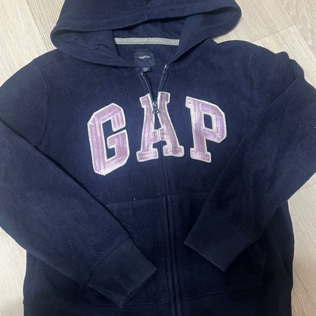 GAP 대대장템 슬림핏후드집업