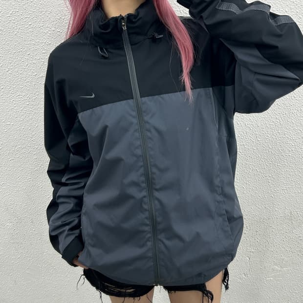나이키 00's 차콜 그레이 바람막이 XL