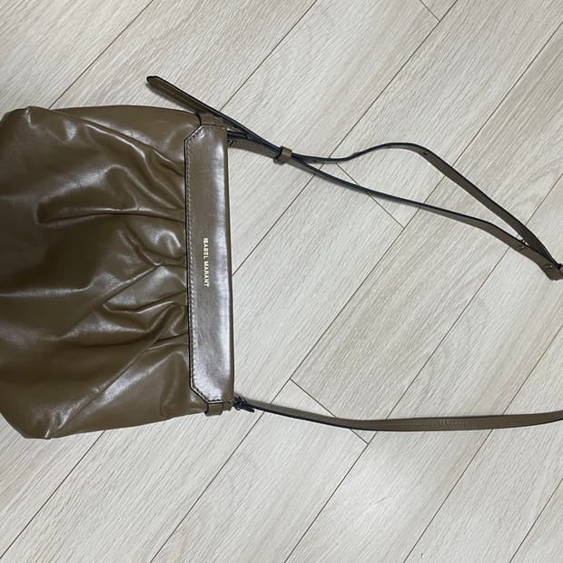 이자벨마랑 크로스백