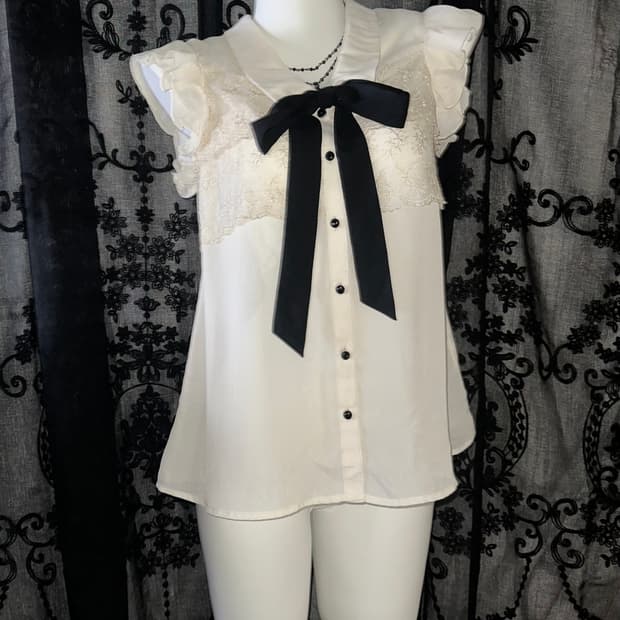 ribbon lace blouse