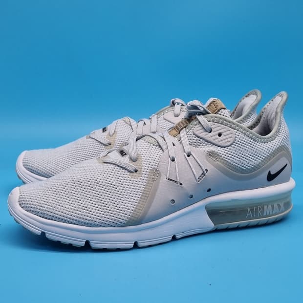 h 나이키 에어맥스 시퀀트3 운동화250 