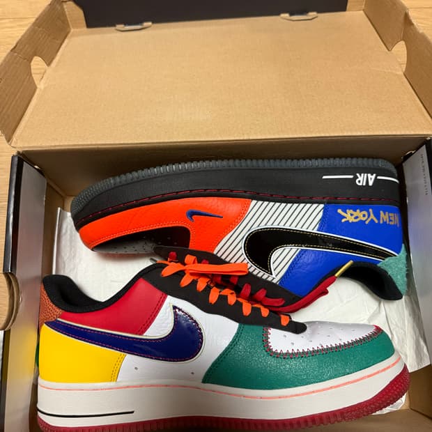 나이키 왓더 에어포스 NYC 280cm 풀구성 팝니다 민트급