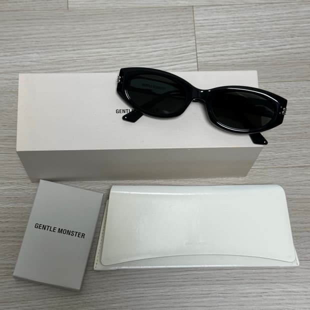 젠틀몬스터 mass