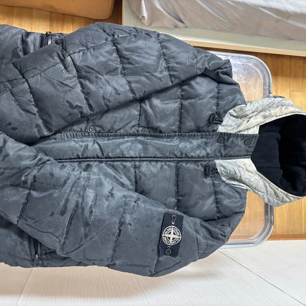 Stone Island Mesh Reflective Jacket 패딩