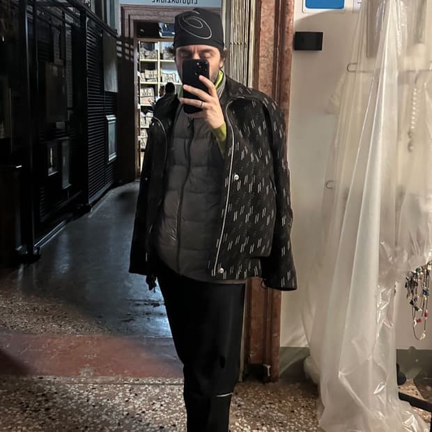 (48) 키코 코스타디노브 잭라이트 파카