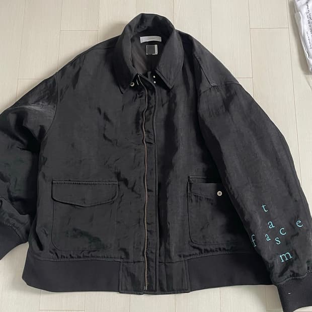 파세타즘 크로스 로고 자켓