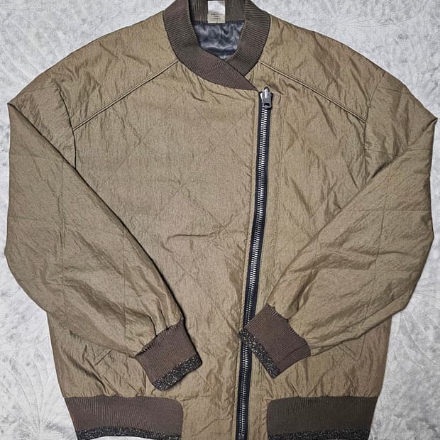 코치 리버시블 퀼팅 봄버 자켓