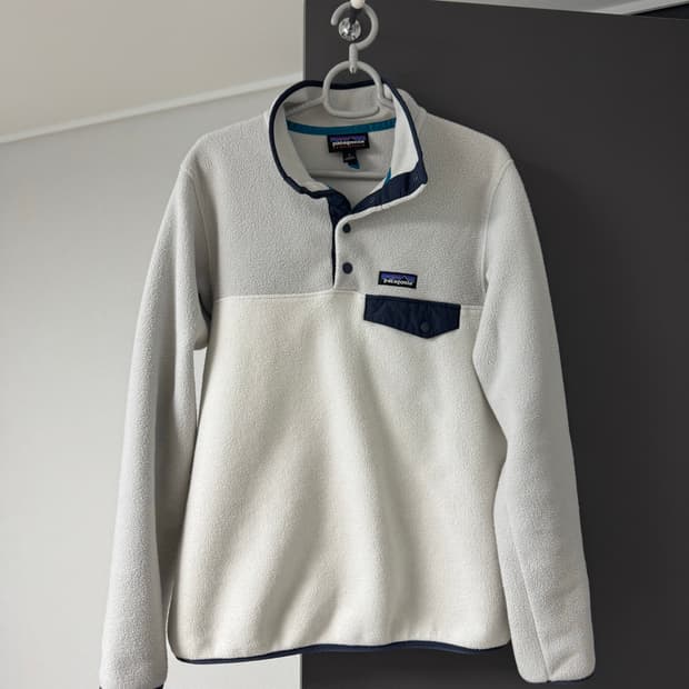 파타고니아 신칠라 화이트