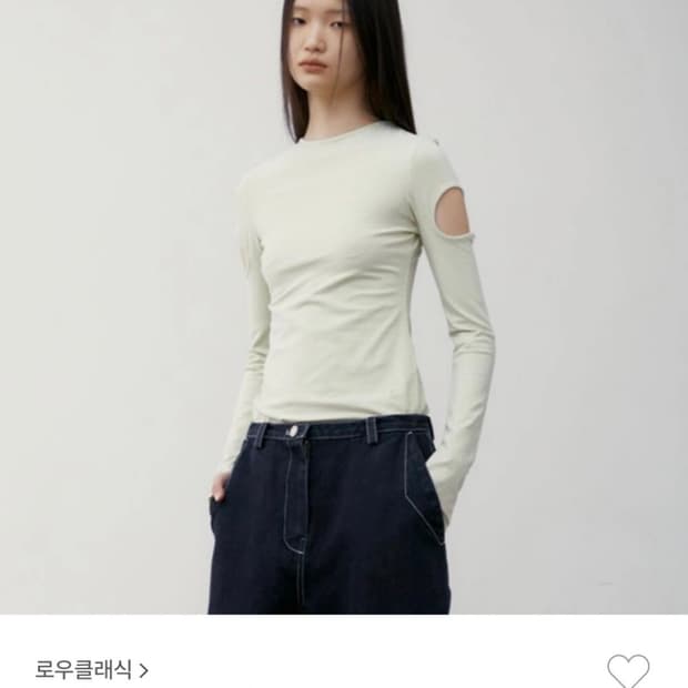 로우클래식 슬리브 홀 티셔츠