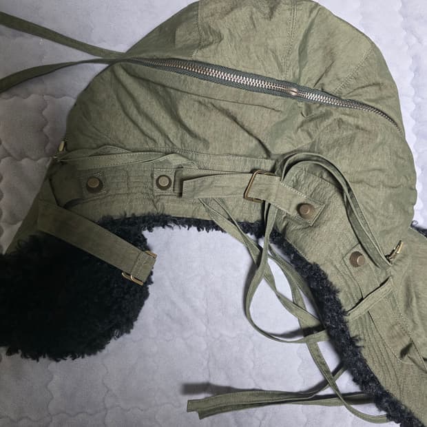 써저리 카고 플라이트 트루퍼 햇 카키