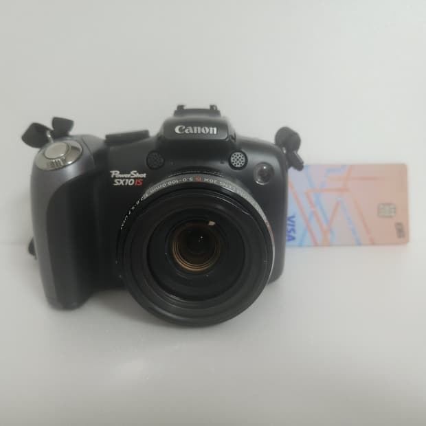 캐논 파워샷 SX10 IS 20배줌 카메라