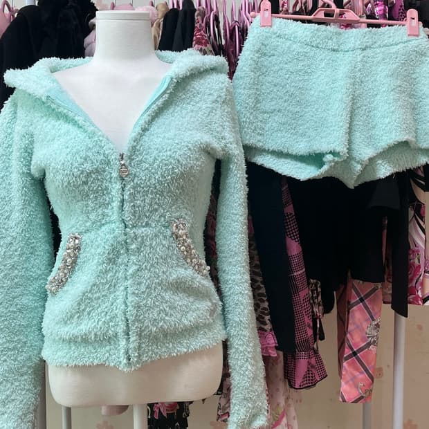 Rady 민트 큐빅 트레이닝 셋업 갸루