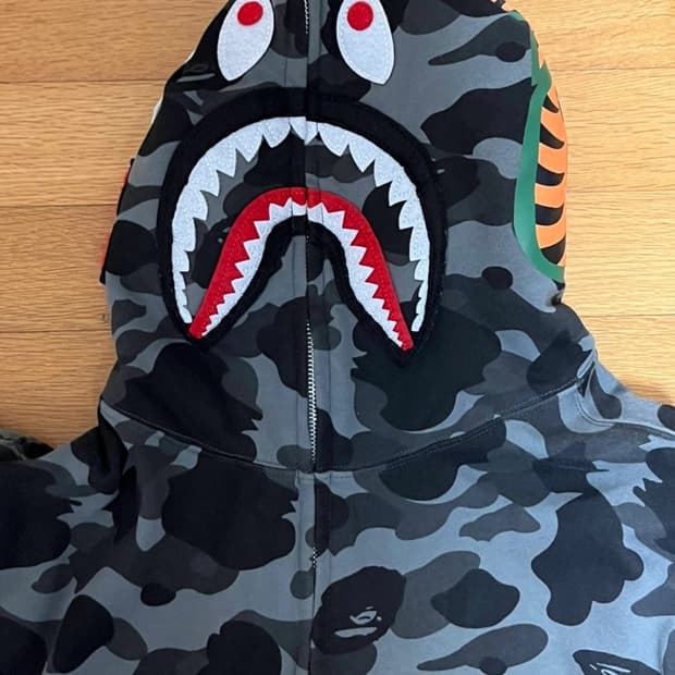 베이프 후드집업