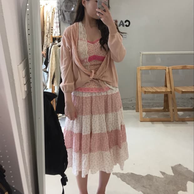 모리걸 레이스펀칭 가디건