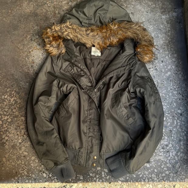 일본 빈티지 숏 카키 야상 퍼 