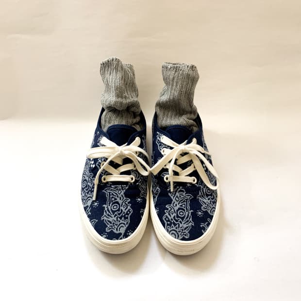 [240mm] 반스 페이즐리 패턴 스니커즈