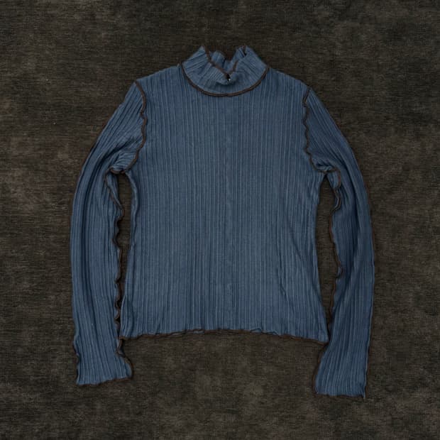 inella 리브 하이넥 니트