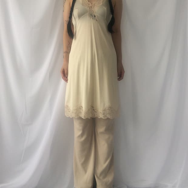 Lace point slip onepiece