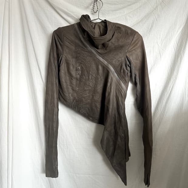 릭오웬스 드레이프 자켓 삽니다 구합니다 