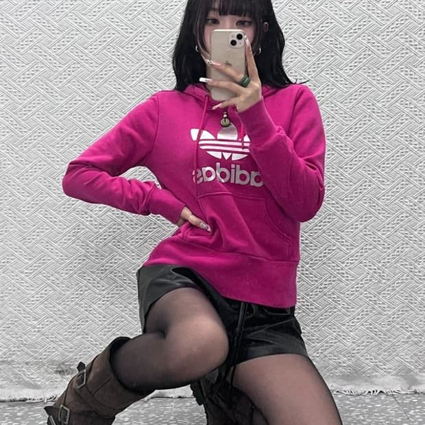 아디다스 Y2K 레트로 00's 대장급 핫핑크 후드티 95 C11255
