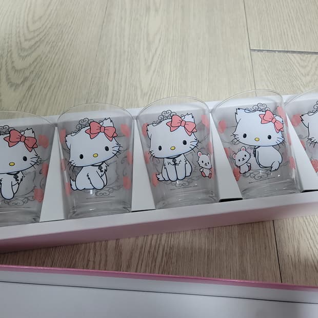 산리오 2005 챠미키티 장미 유리컵 슈가 고전키티 빈티지 챠미 헬로키티
