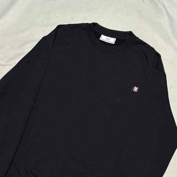 XL 아미 19FW 컬러 로고 블랙 맨투맨