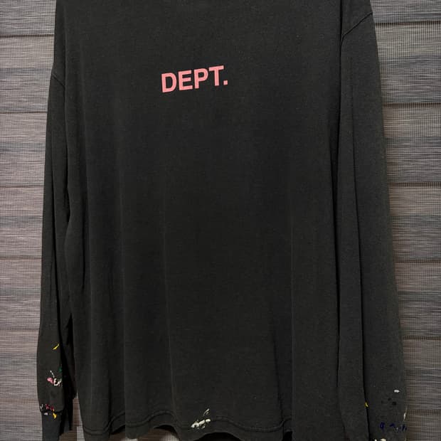 L) 갤러리 디파트먼트 gallery dept 센터로고 페인팅 롱슬리브