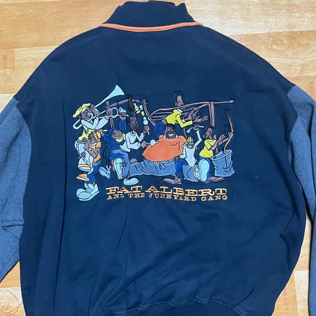 뒷판이 이쁜 자켓