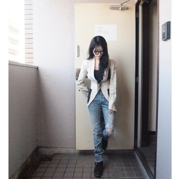 어태치먼트 초기 사치코 디스트로이드 데님팬츠