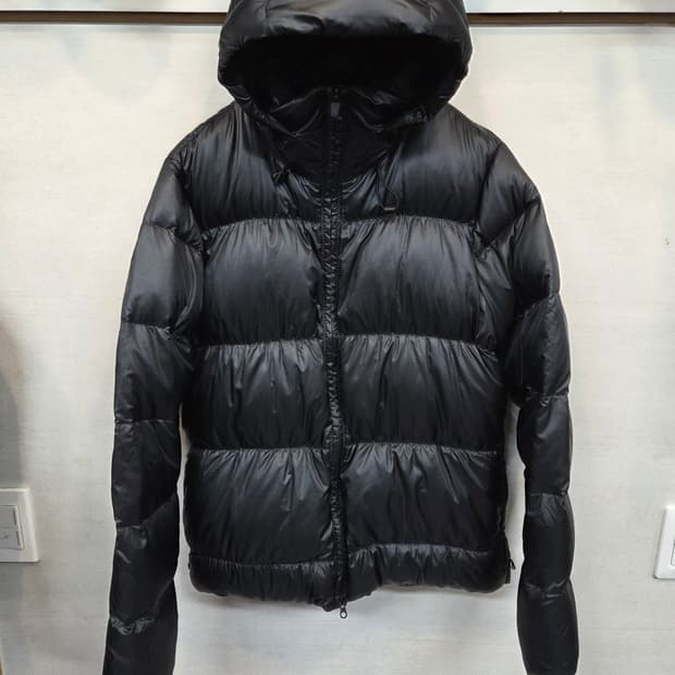 나이키 여성 라바 플로우 구스다운 패딩 M