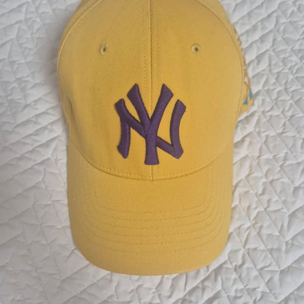 MLB 옐로우 볼캡