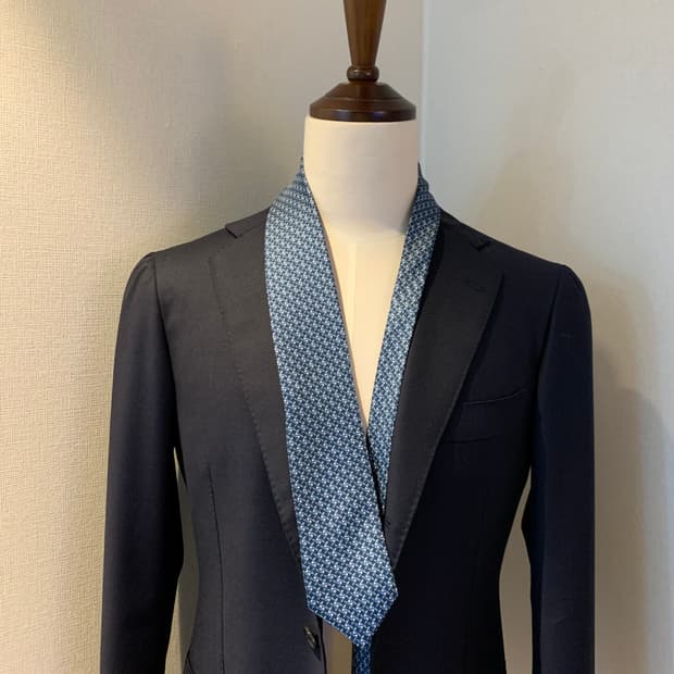 프라다(PRADA) 명품 중고 슬림넥타이 100실크 A+등급 7.2cm