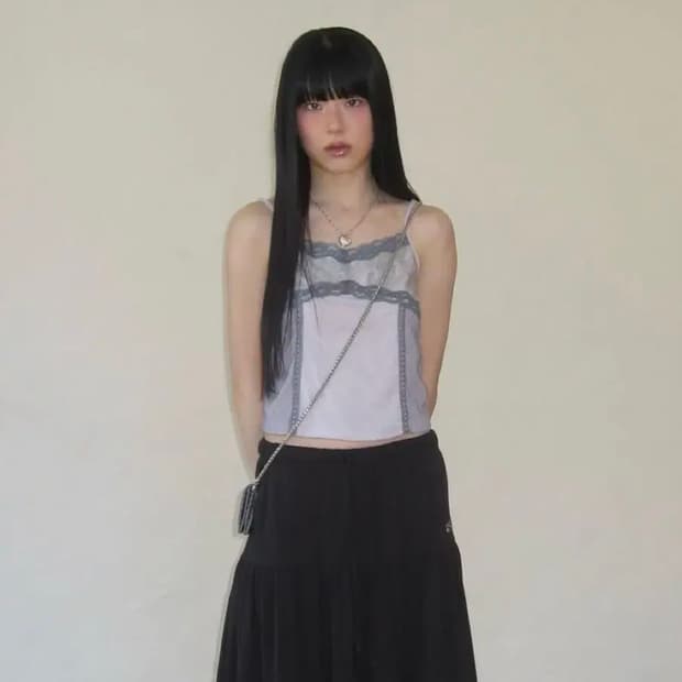 애즈온 KISSES LACE TOP