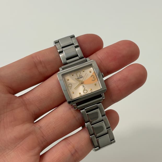 00s lukia silver square ladies quartz