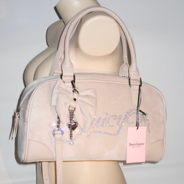 쥬시 꾸뛰르 베이지 벨로아 스쿨 토트백 + 리본 챰