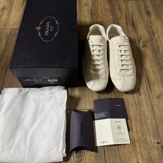 프라다 26SS 몬테카를로 레더 스니커즈 9.5