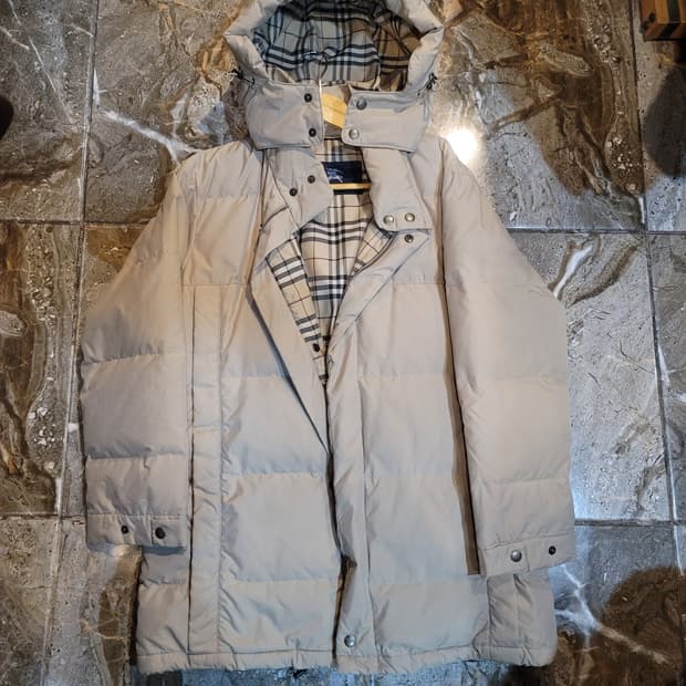 버버리 일본매장판 다운점퍼 (남녀공용)