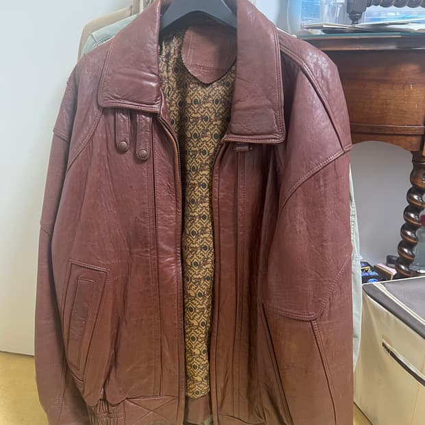 아메리칸 비니지 레더 봄버