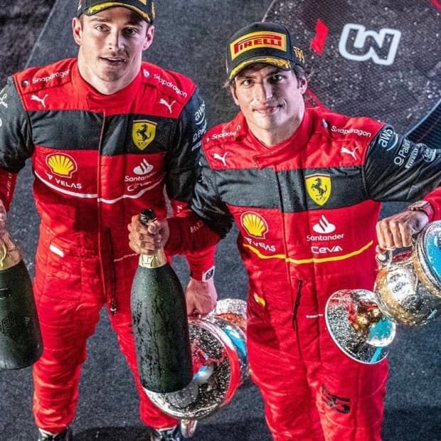 페라리 오피셜 레이싱 카라티 F1