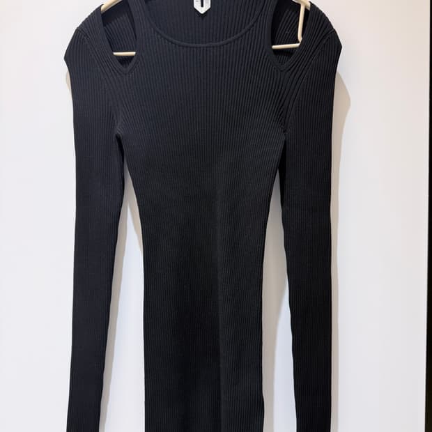 ARKET 슬릿 디테일 니트 M