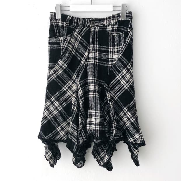 check flared skirt 
