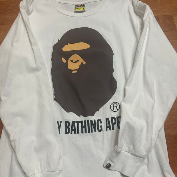 베이프 롱슬리브 M