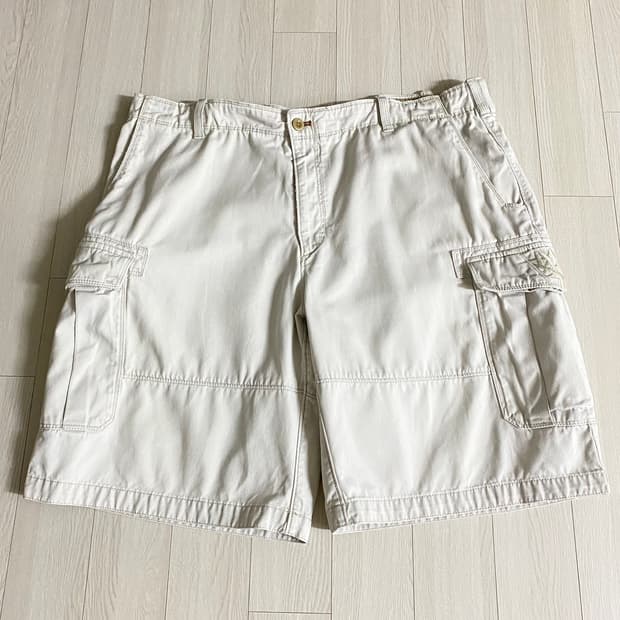90S TIMBERLAND CARGO SHORTS