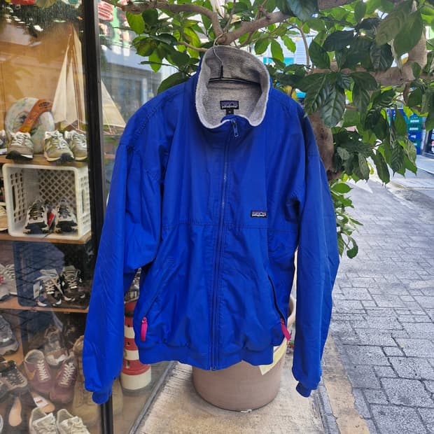 Z-237 파타고니아 쉘드 신칠라 봄버 웜업 자켓 