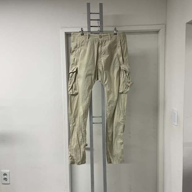 스톤아일랜드 고스트피스 카고 팬츠 베이지 32