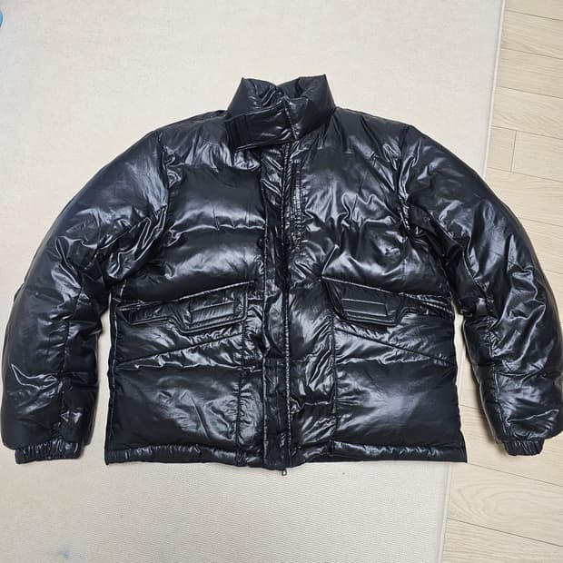 이얼즈어고 숏 다운패딩