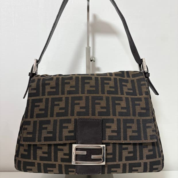 펜디 주카 맘마 바게트백