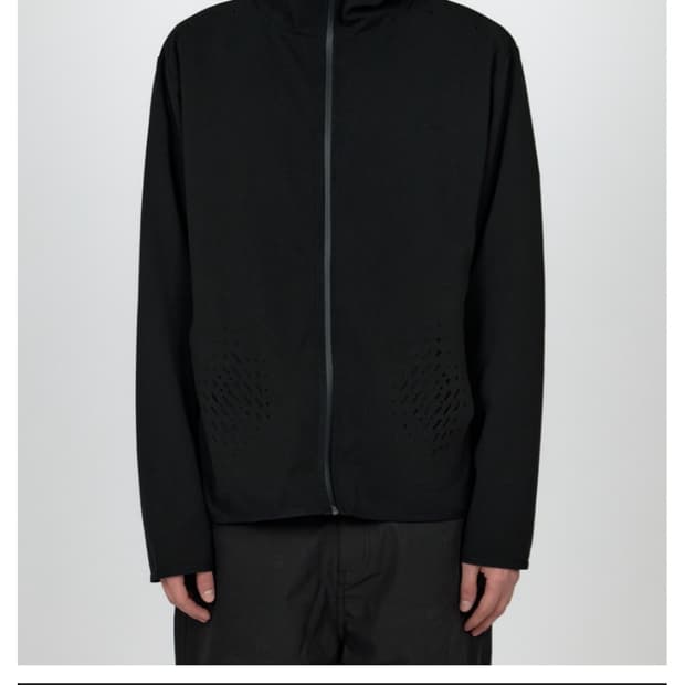 MPa SOFT-SHELL ZIPPED HOODIE JACKET
