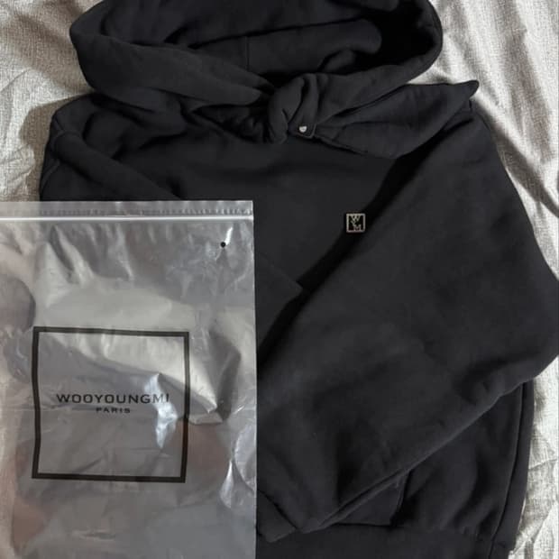 우영미 블랙 매듭 디테일 후드티 48사이즈 새상품급