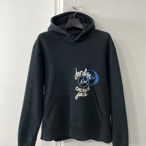 나이키 조던 트래비스 스캇 프라그먼트 후드